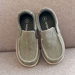 Cat a& Jack Toddler boys “hey dude” like casual shoes 💛